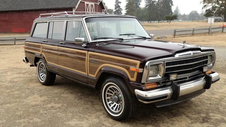 1991 Jeep Grand Wagoneer SJ Final Edition Front